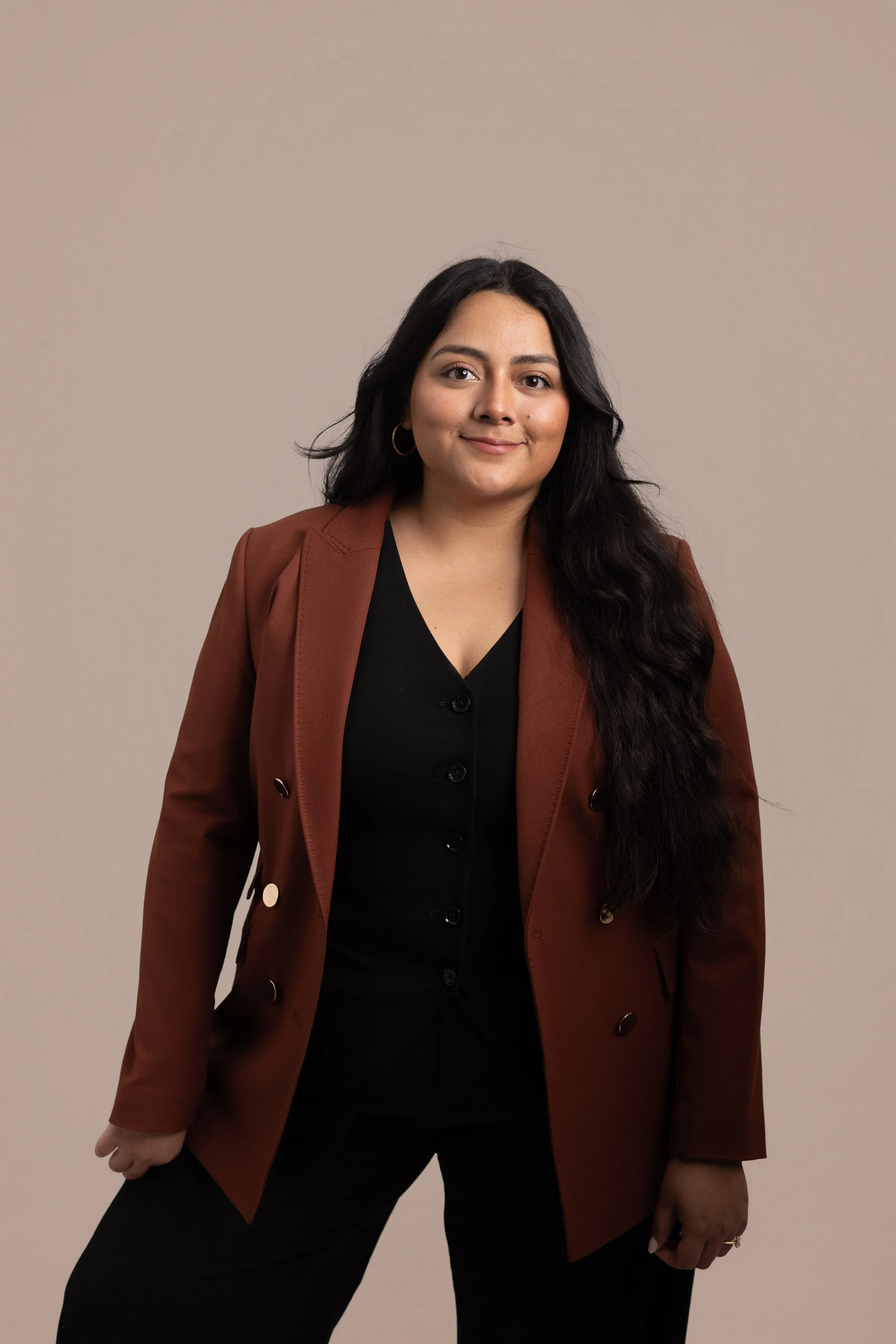 Arantza Garcia Delfin, Co-Founder of Amralytics, smiling in a professional portrait